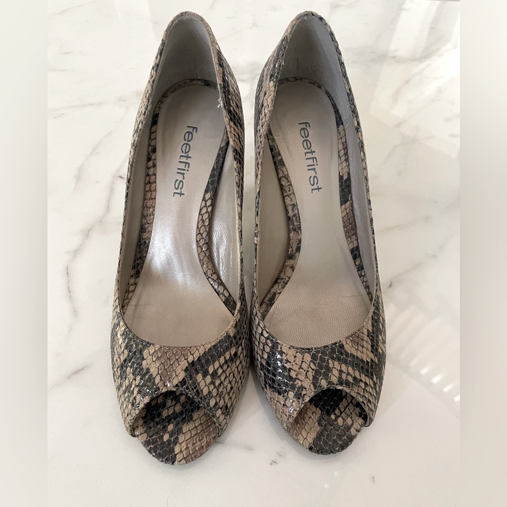 Peep Toe Heels, 7M, Leather